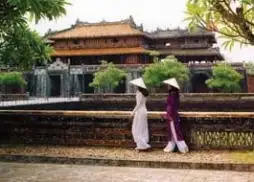 Tour Du Lịch Xuyên Việt 30 Ngày 29 Đêm Khởi Hành Từ Hà Nội