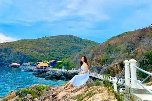  Tour Biển Đêm Đảo Yến Đông Tằm Nha Trang 1 Ngày Trọn Gói