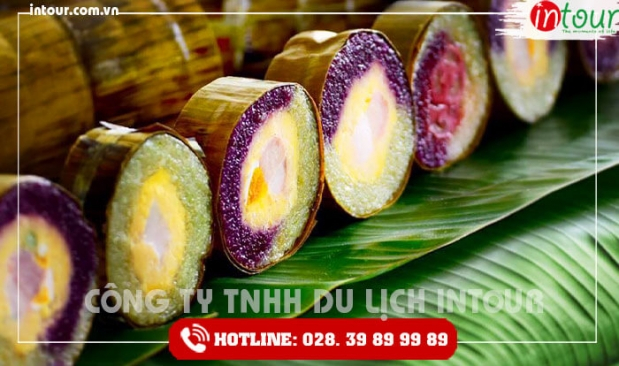 Bánh Tét - Món ăn ngày Tết Cổ Truyền Việt Nam