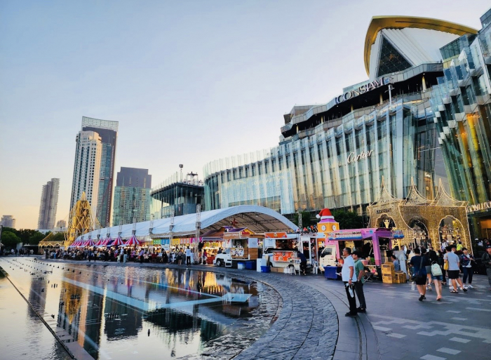 Trung Tâm Thương Mại IconSiam Bangkok Thái Lan