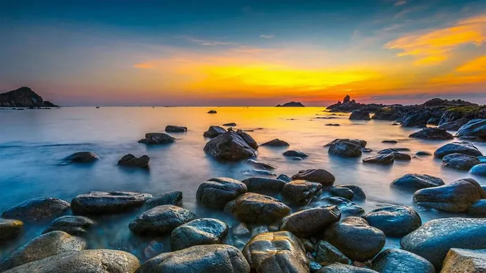 Hòn Ghềnh Mũi Né Hay Hòn Lao
